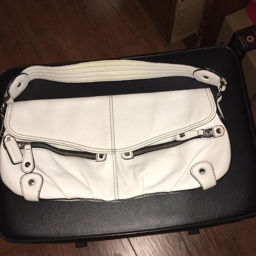 Danier purse.
